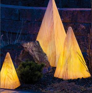Leuchtobjekte & Lichtobjekte für Garten und Outdoor von EPSTEIN Design Leuchten Sahara Pyramide 36 cm 10045