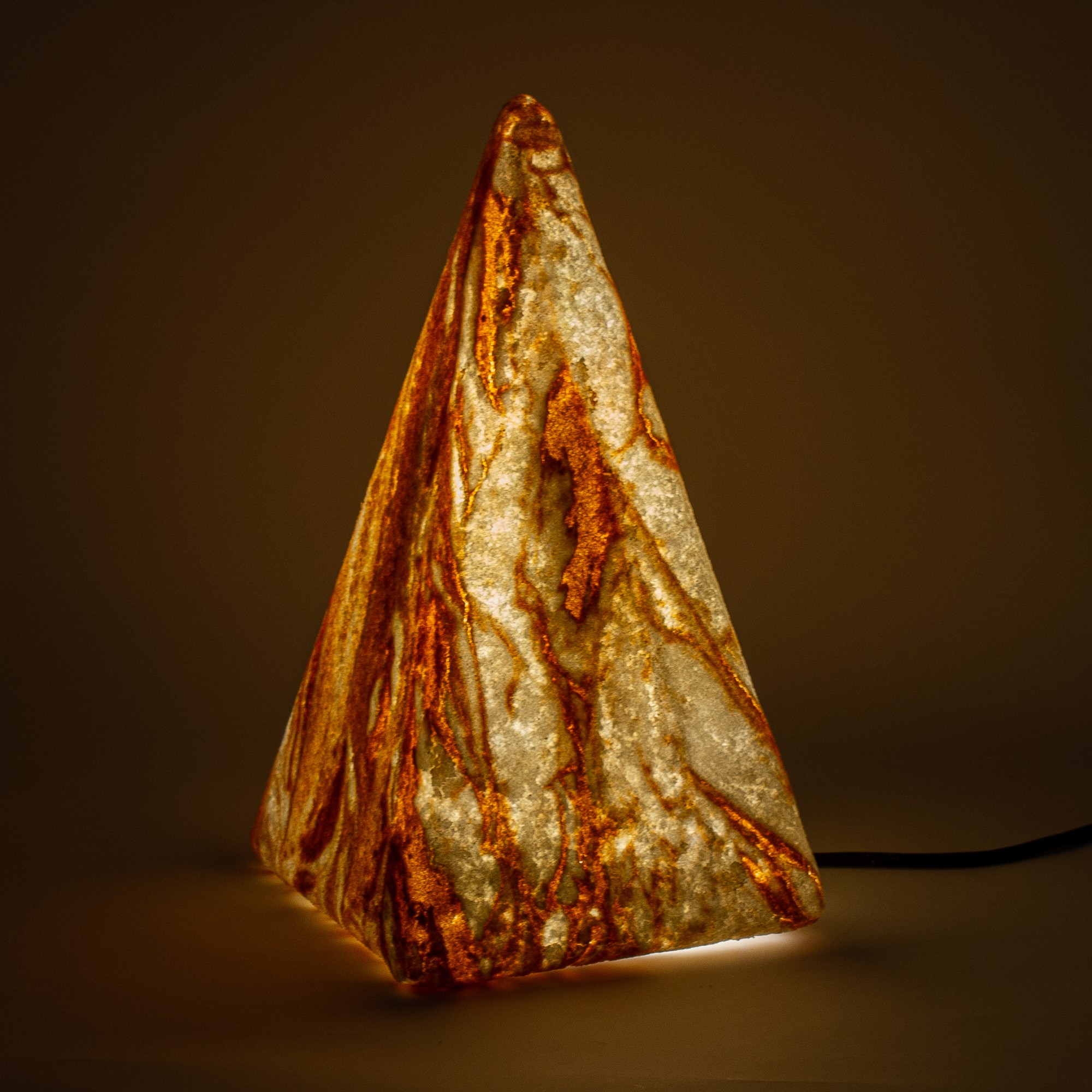 EPSTEIN Design LeuchtenStandleuchte Pyramide Sahara 54 cm