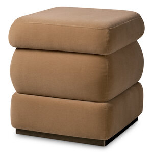Hocker Fifth