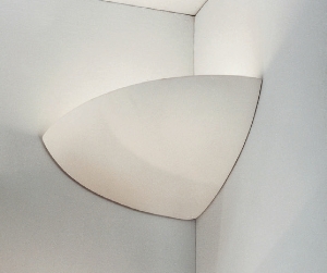 Moderne Wandleuchten & Wandlampen fürs Wohnzimmer von KOLARZ Leuchten Bisquitte Keramik Wandleuchte / Eckwandleuchte 588.64