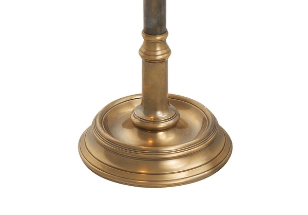 Bodenleuchte Charlene der Firma Eichholtz