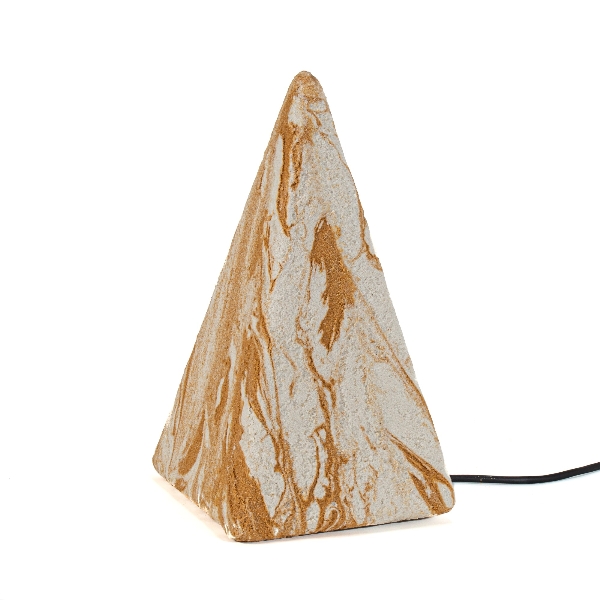 Standleuchte Pyramide Sahara 54 cm der Firma EPSTEIN Design Leuchten