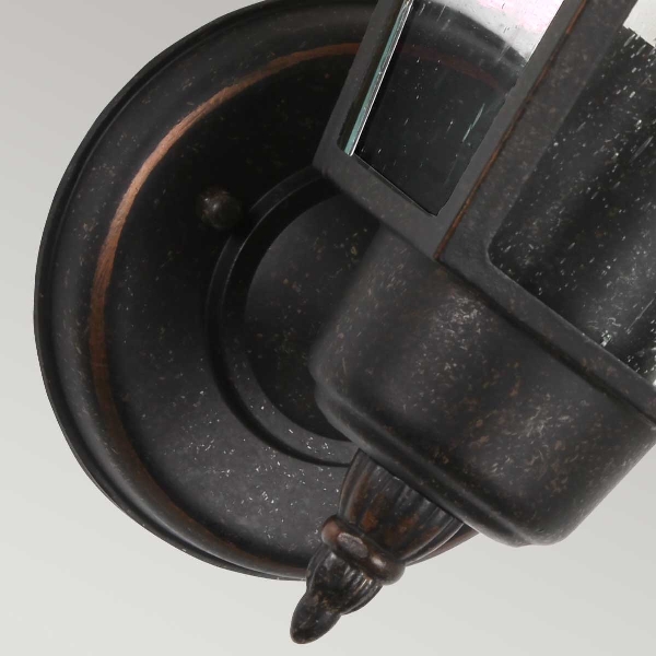 Highnam 1 Licht Wandlaterne - Verwitterte Bronze der Firma Elstead