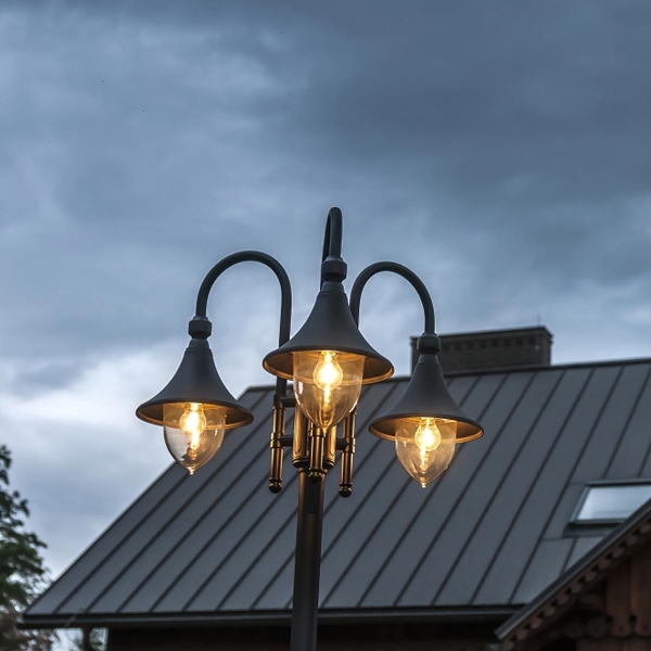 Firenze 3 Light Lamp Post - Black der Firma Elstead