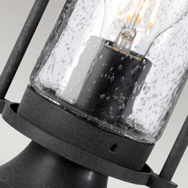 Riverwood 8\ der Firma Elstead