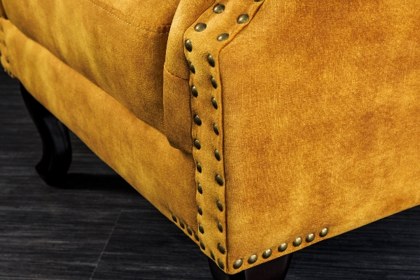 Ohrensessel CHESTERFIELD Samt Antiklook senfgelb der Firma Casa Élite