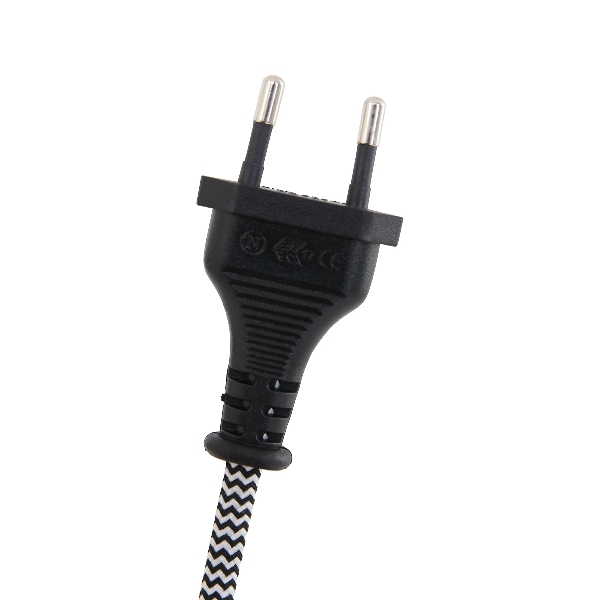 Stehleuchte Nove der Firma Steinhauer