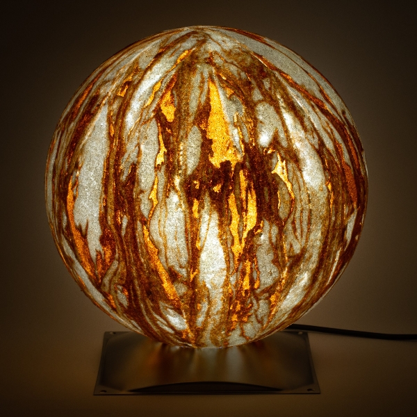 Kugelleuchte Sahara 40 cm mit Edelstahlfuß der Firma EPSTEIN Design Leuchten