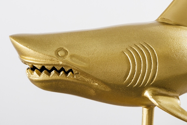 Deko-Skulptur HAI der Firma Casa Élite