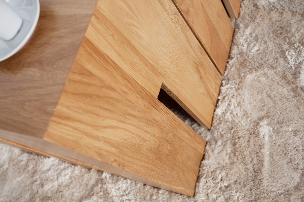 Hocker Beistelltisch CASTLE der Firma Casa Élite