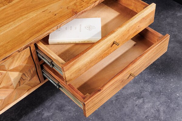 TV-Board ALPINE der Firma Casa Élite