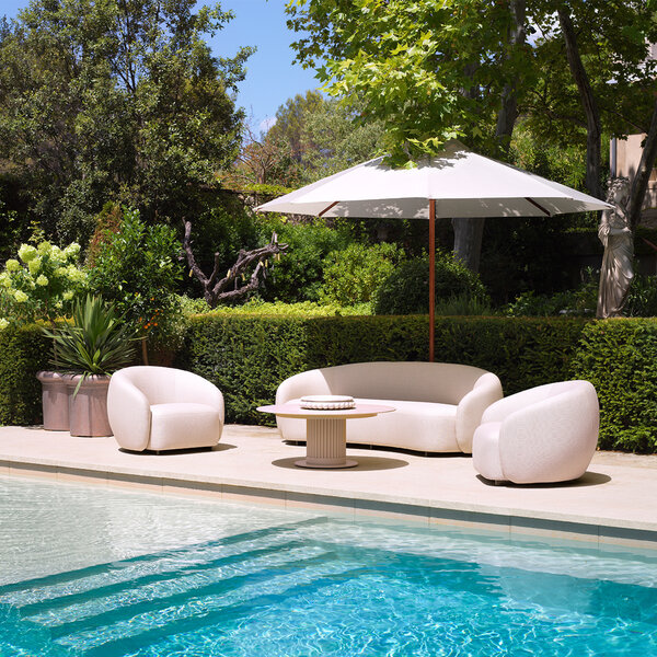 Outdoor-Sofa Amore der Firma Eichholtz