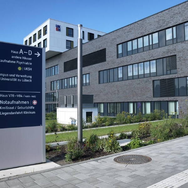 Lichtstele Typ Nr. 0867/97/68/69 der Firma Albert Leuchten