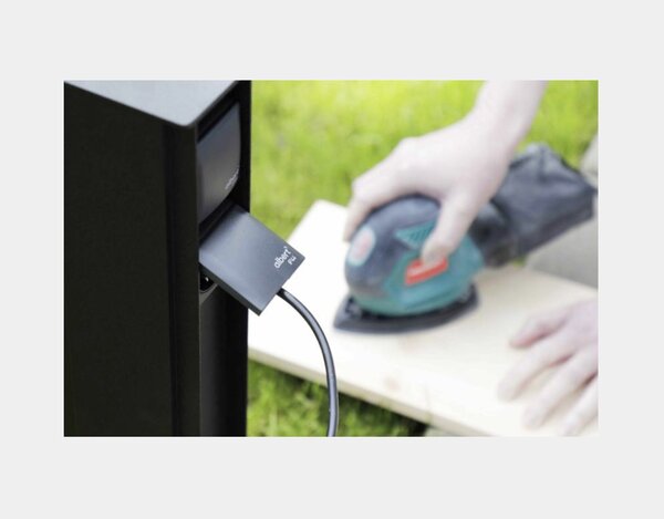 Steckdosensäule mit 4 Schutzkontaktsteckdosen der Firma Albert Leuchten