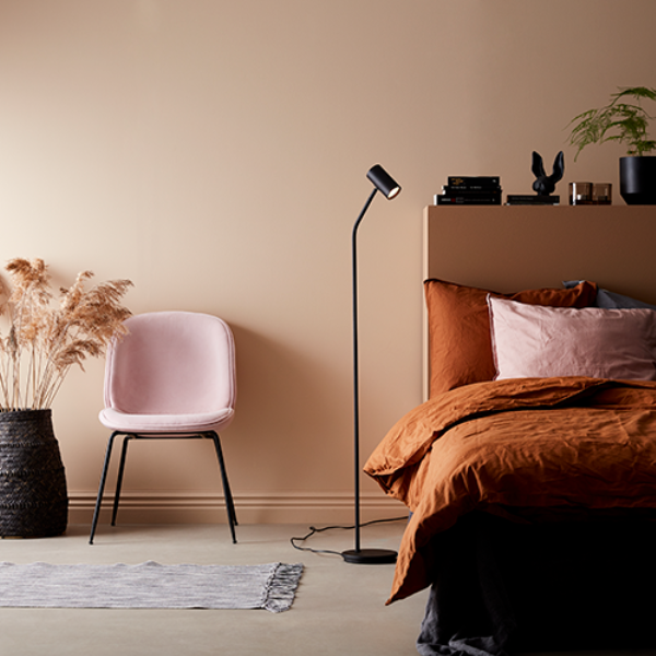 Tyson floor lamp black structure GU10 der Firma Belid Leuchten