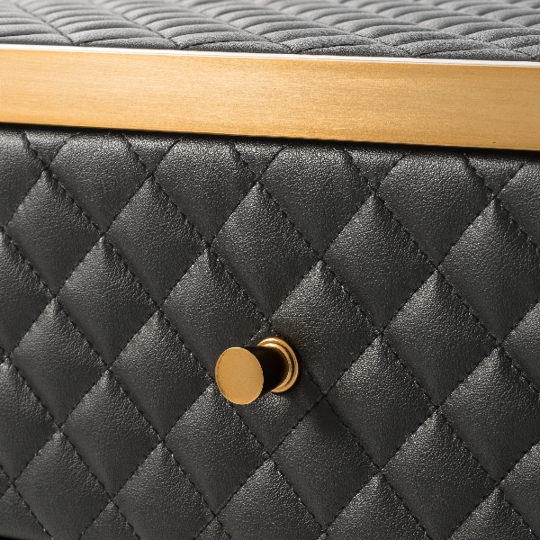 Nachttisch Monfort der Firma Eichholtz